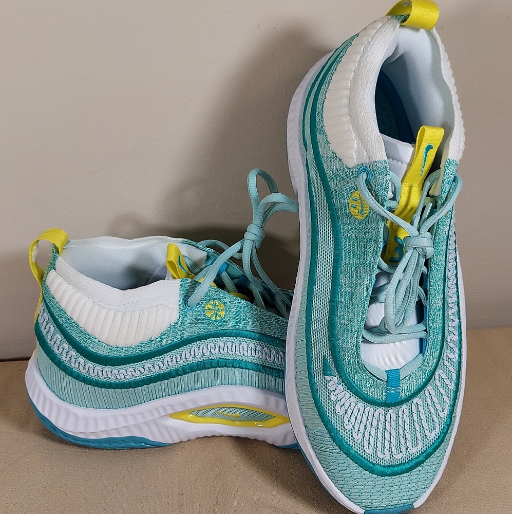 Nike Cosmic Unity 3 Basketball Shoes "Jade Icec" (DV2757-300) Size 10.5